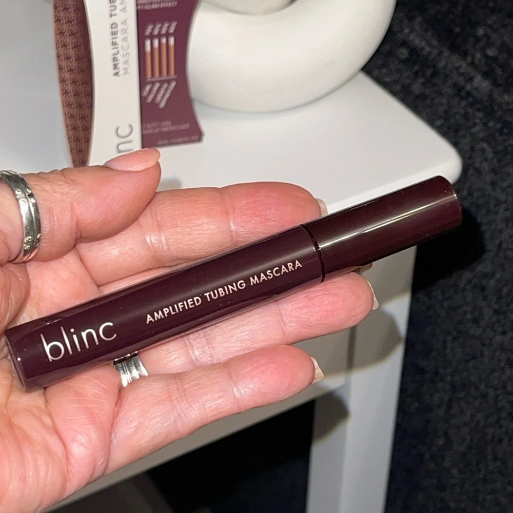 BLINC Amplified Tubing Mascara - Black